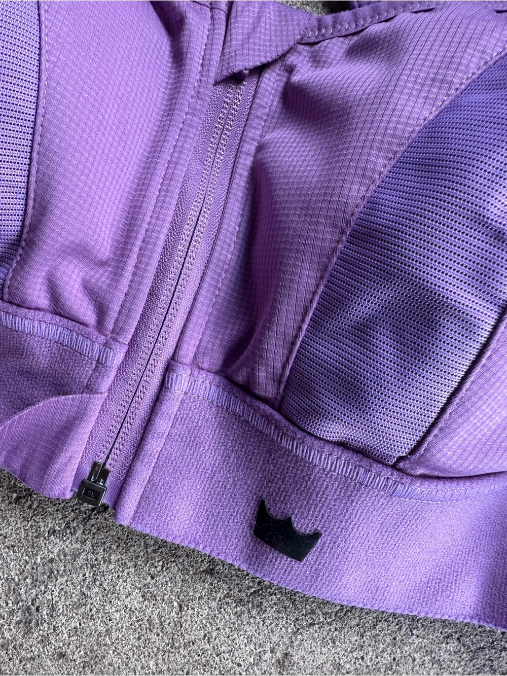 SHEFIT Lavender Front-Zip Ultimate Cross-Back Straps Sports Bra - Picture 5 of 6